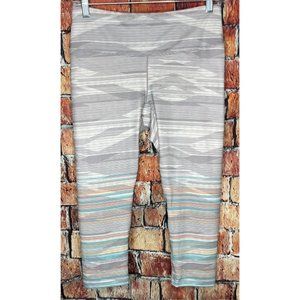 prAna Women’s Medium Cropped Capri Leggings Activewear Striped Pants